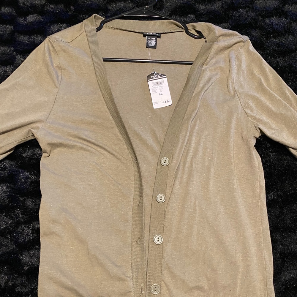 Short sleeved cardigan